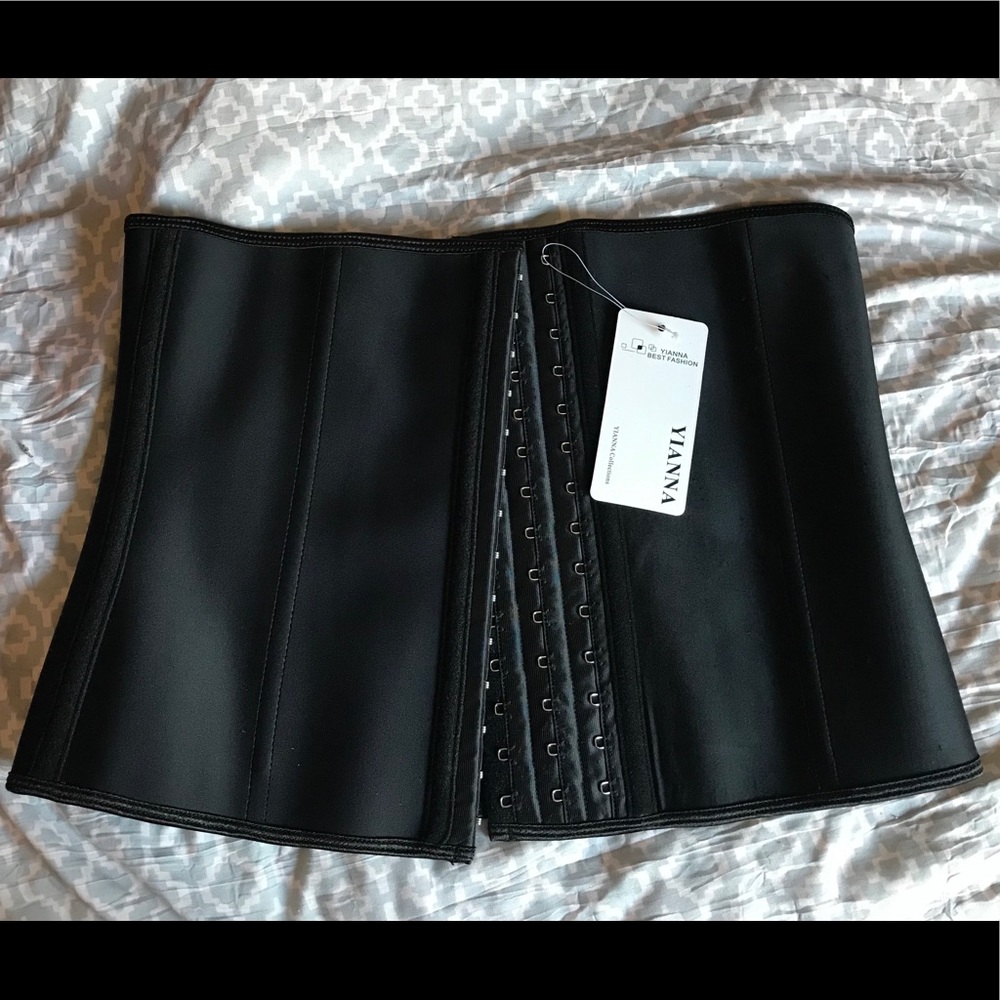 Yianna waist trainer